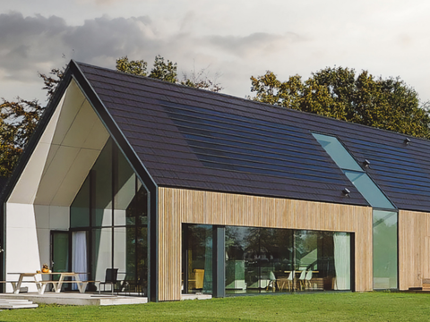 hus med solceller på taket hus med solceller på taket