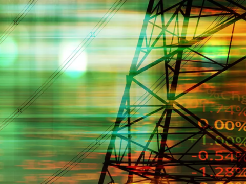 strømkraftverk med fargeeffekter i grønt og rødt strømkraftverk med fargeeffekter i grønt og rødt