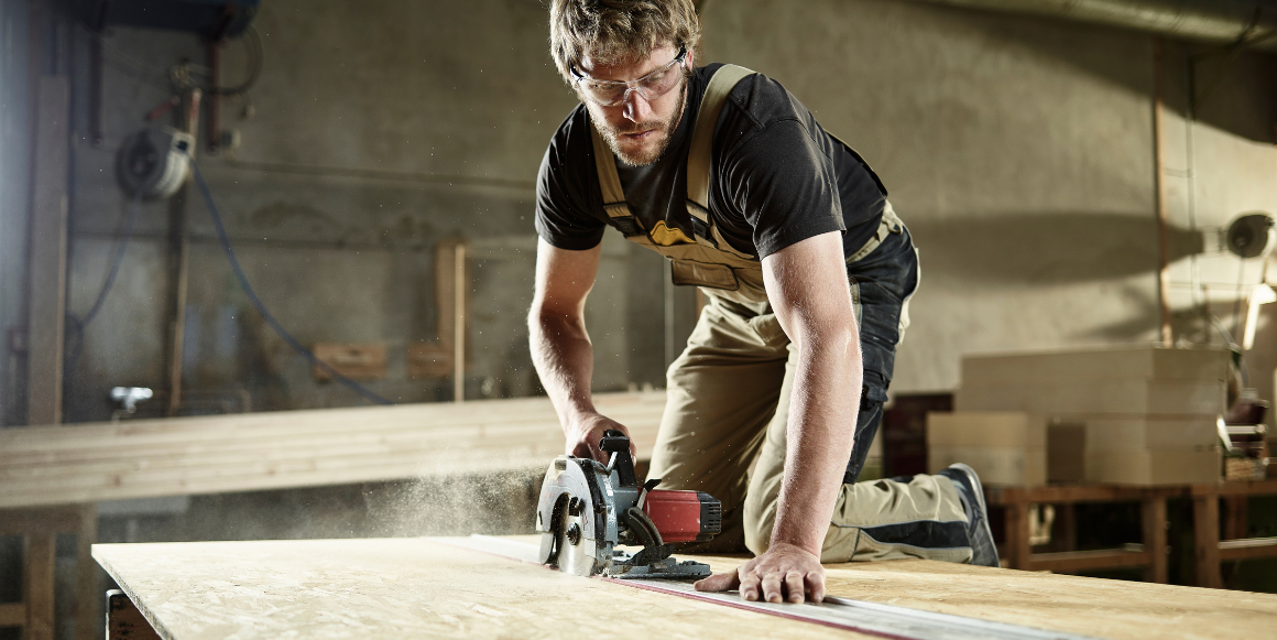 Vi i Montér setter deg i kontakt med en person som kan hjelpe deg å lykkes med ditt neste prosjekt.